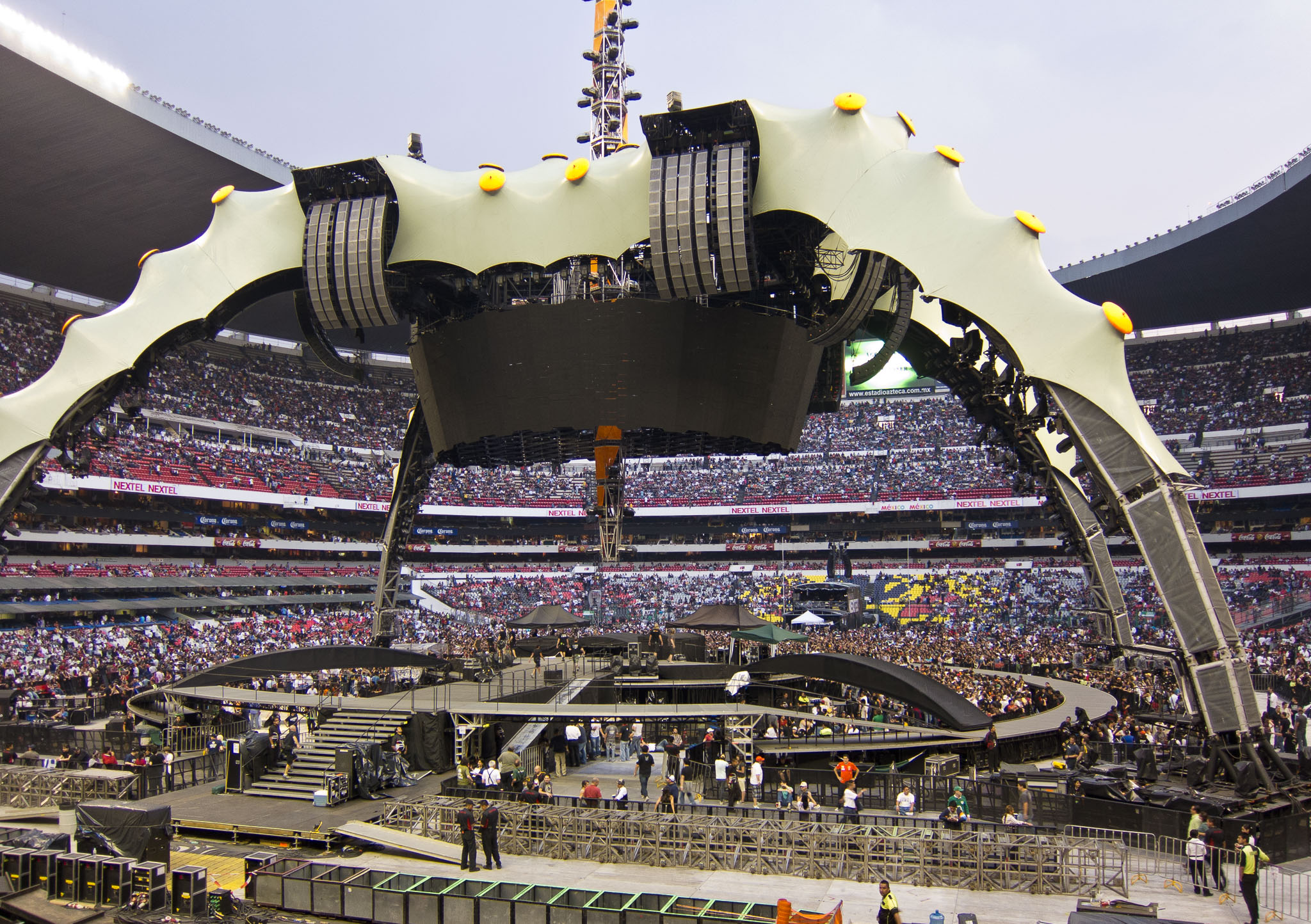 MexicoCity-U2-27.jpg