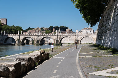 L1000044.jpg