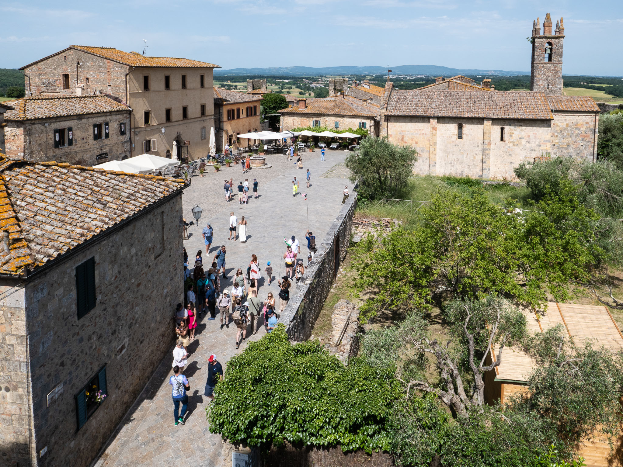 L1000077.jpg