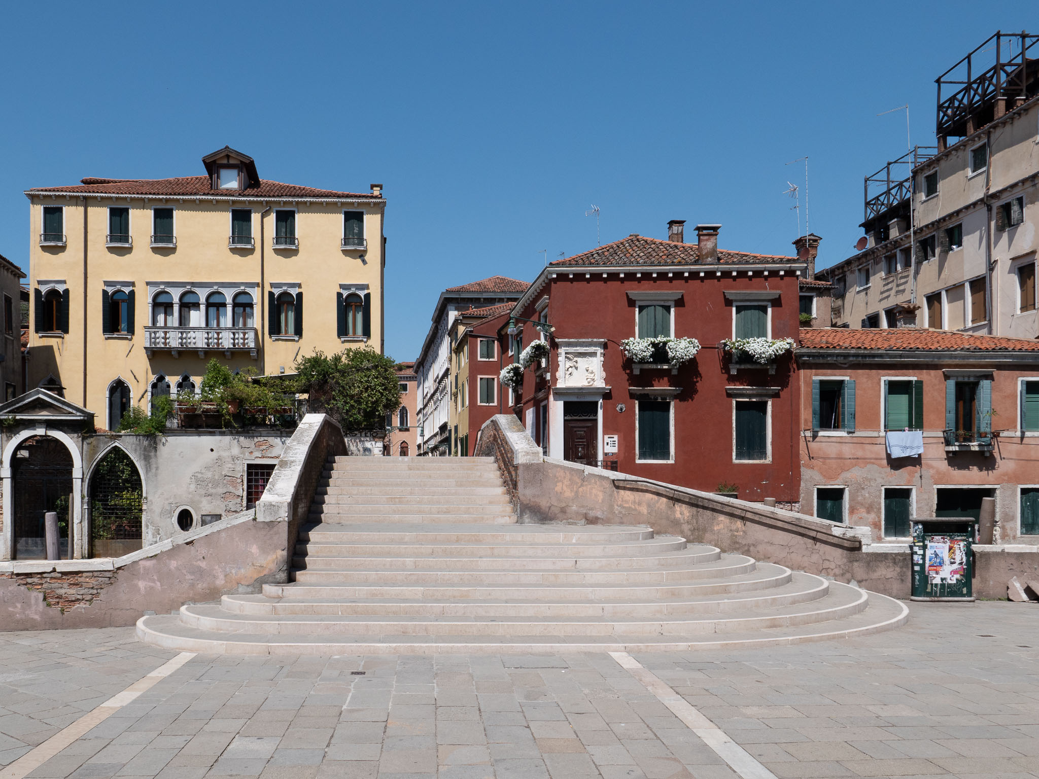 L1000294.jpg